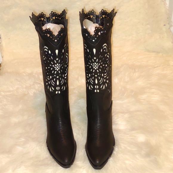 👣WIDOW🐇 Lasercut Cowboy Boots follow the rabbit footwear - Picture 12 of 16
